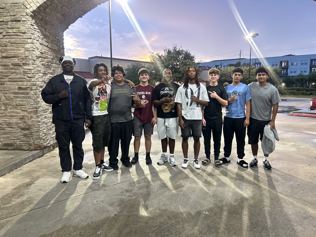 Samuel Wright III (@sam_wright2026) on Twitter photo Paetow D line coming together enjoying some great team bonding bowling💪🏽<a href="/PaetowFootball/">Paetow Football</a> <a href="/coachdhicks/">Coach Hicks</a> <a href="/charlie_ayro/">Coach Ayro</a> Paetow D line coming together enjoying some great team bonding bowling💪🏽<a href="/PaetowFootball/">Paetow Football</a> <a href="/coachdhicks/">Coach Hicks</a> <a href="/charlie_ayro/">Coach Ayro</a>