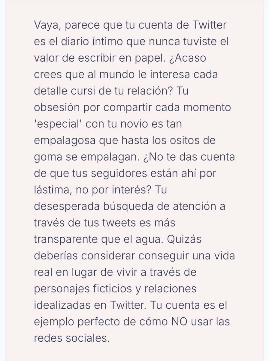 Librover's tweet image. Habló feo de mí y todo. Pero uf, que linda me vi a mí misma mientras analizaba mi perfil.
Sí están por lástima, quédense. Digo.