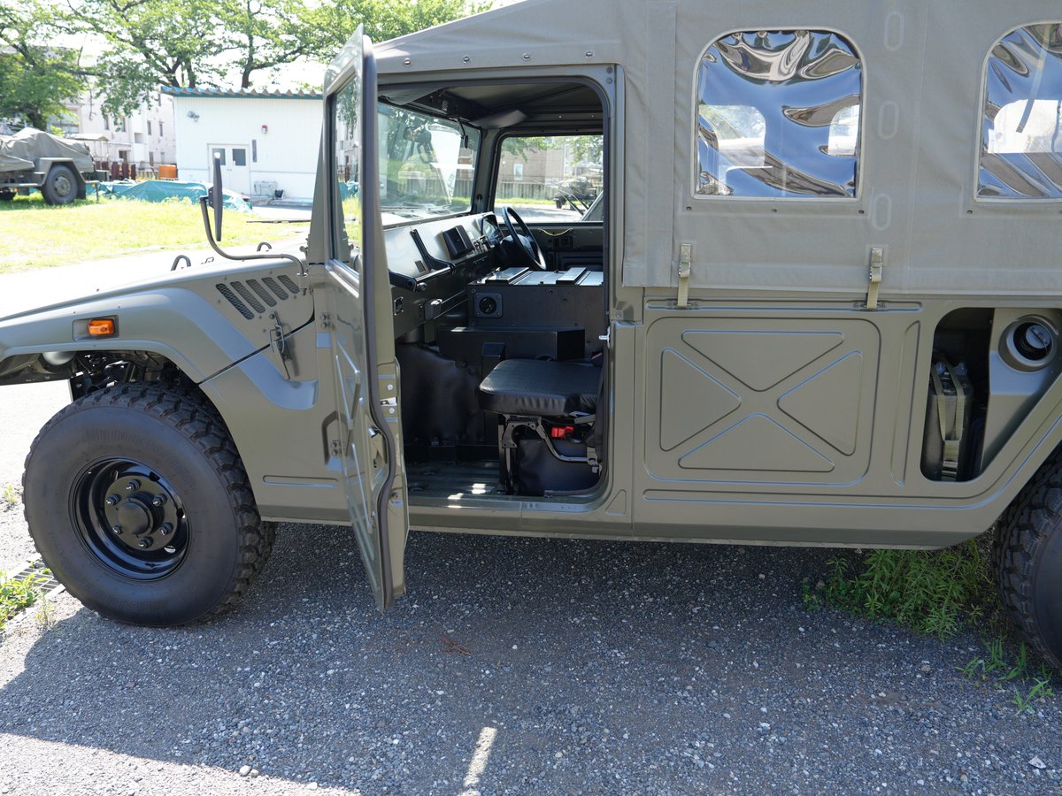 1i_nerima's tweet image. 連隊の一部の高機動車にエアコンが設置されました。夏場の車内はとても暑かったので、これで夏を乗り切ることができそうです!
#練馬
#1連隊
#エアコン