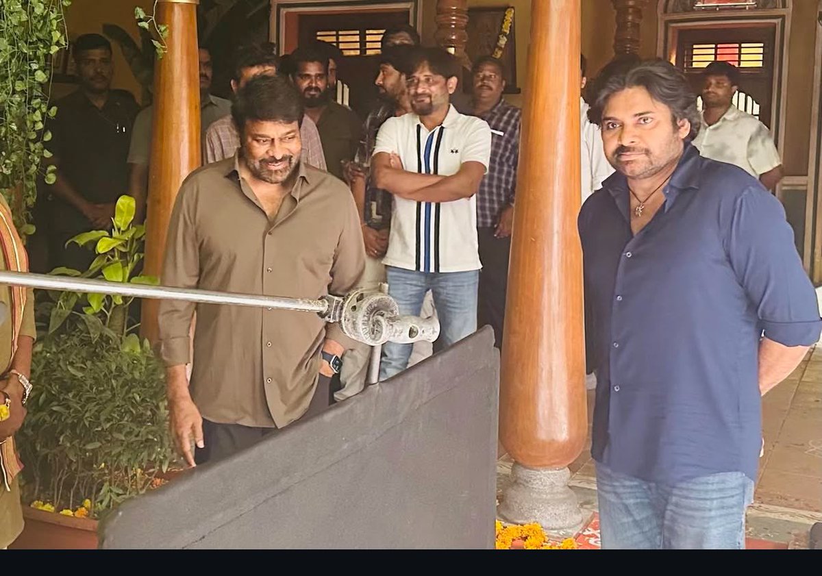 Supreme PawanKalyan FC™ (@supremepspk) on Twitter photo Megastar <a href="/KChiruTweets/">Chiranjeevi Konidela</a> visited the sets of #UstaadBhagatSingh for a short time , yesterday . Megastar <a href="/KChiruTweets/">Chiranjeevi Konidela</a> visited the sets of #UstaadBhagatSingh for a short time , yesterday .