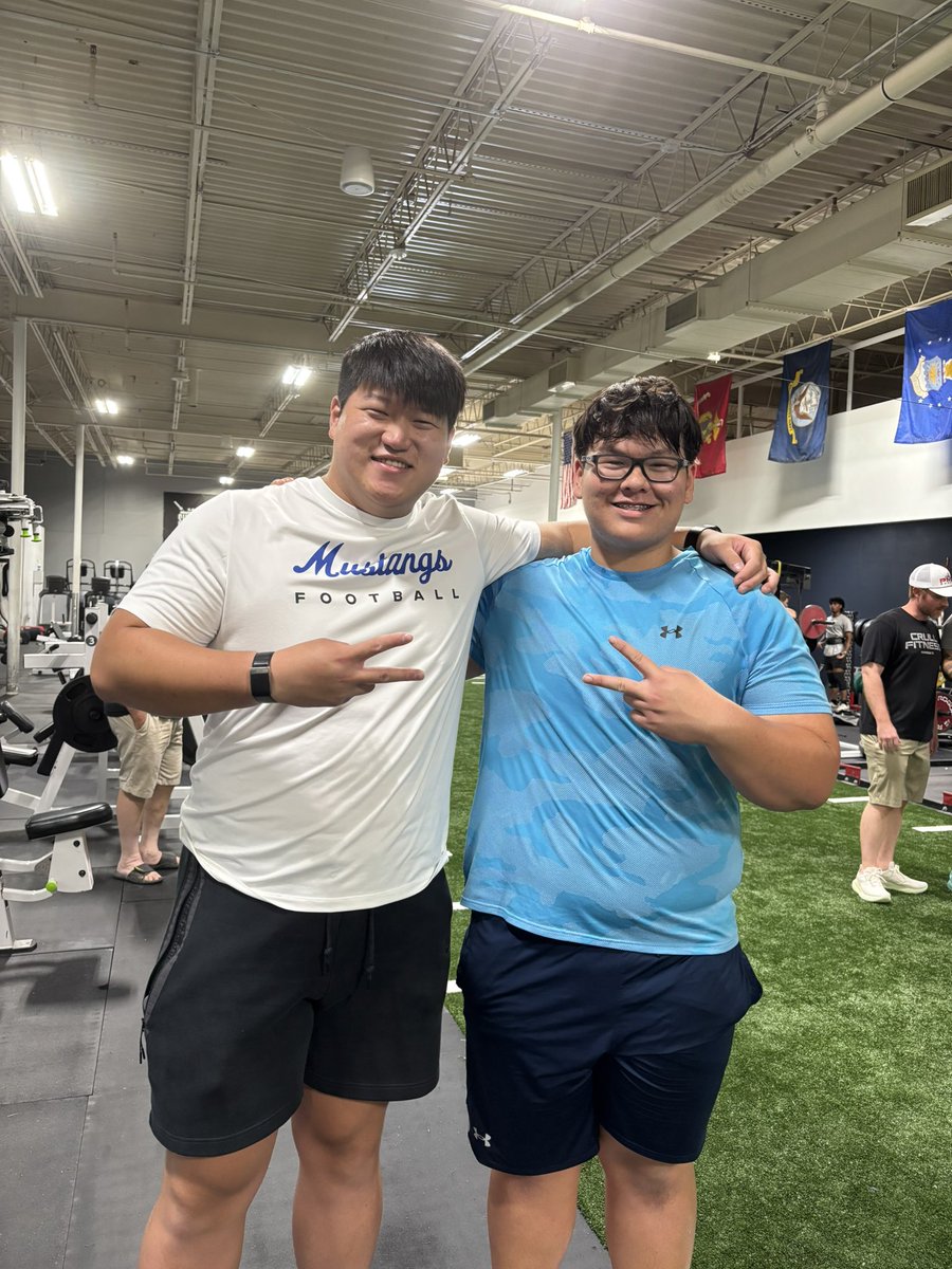 Lucas Wood (@lucasewood) on Twitter photo Met <a href="/MaxYkc66/">Max Yao</a> at training this Sunday. Big inspiration, even better dude in person. Appreciate you for all the support and advice! 💯 🙏 🤞
<a href="/FiveStrongOLine/">Lineman Performance Association</a> <a href="/Clintanderson_/">Clint Anderson</a> <a href="/CoachOrtizOL/">Coach Rob Ortiz</a> <a href="/ProsperEaglesFB/">Prosper Eagles FB</a> <a href="/ProsperRecruits/">ProsperFB_Recruits</a> Met <a href="/MaxYkc66/">Max Yao</a> at training this Sunday. Big inspiration, even better dude in person. Appreciate you for all the support and advice! 💯 🙏 🤞
<a href="/FiveStrongOLine/">Lineman Performance Association</a> <a href="/Clintanderson_/">Clint Anderson</a> <a href="/CoachOrtizOL/">Coach Rob Ortiz</a> <a href="/ProsperEaglesFB/">Prosper Eagles FB</a> <a href="/ProsperRecruits/">ProsperFB_Recruits</a>