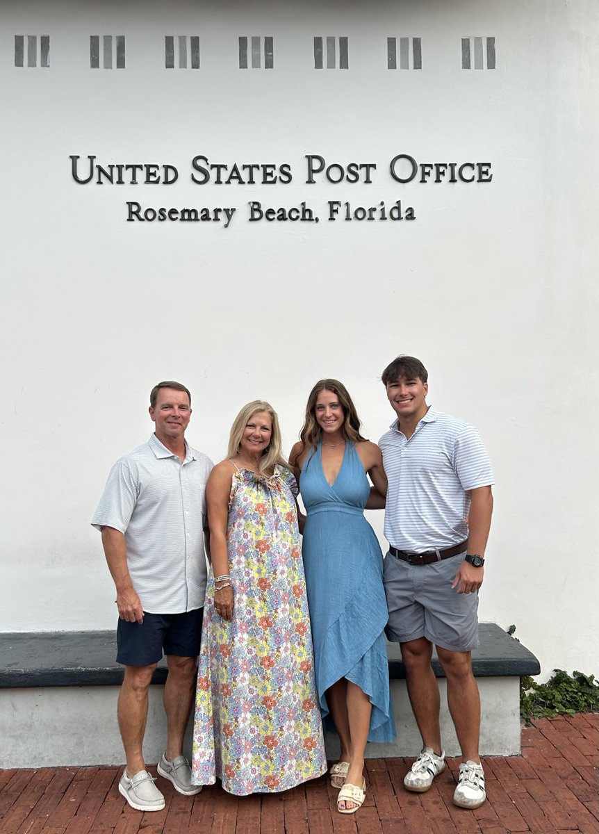 _duanecase's tweet image. What a great week at our favorite place with our favorite people.
