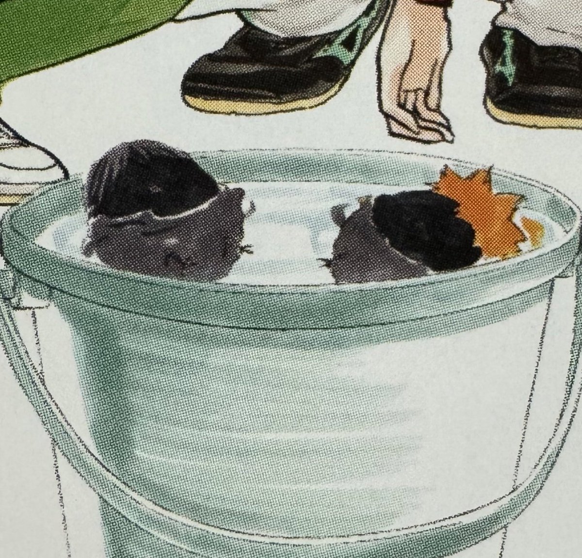 둥둥 떠잇는 동글까마귀들 뭐야