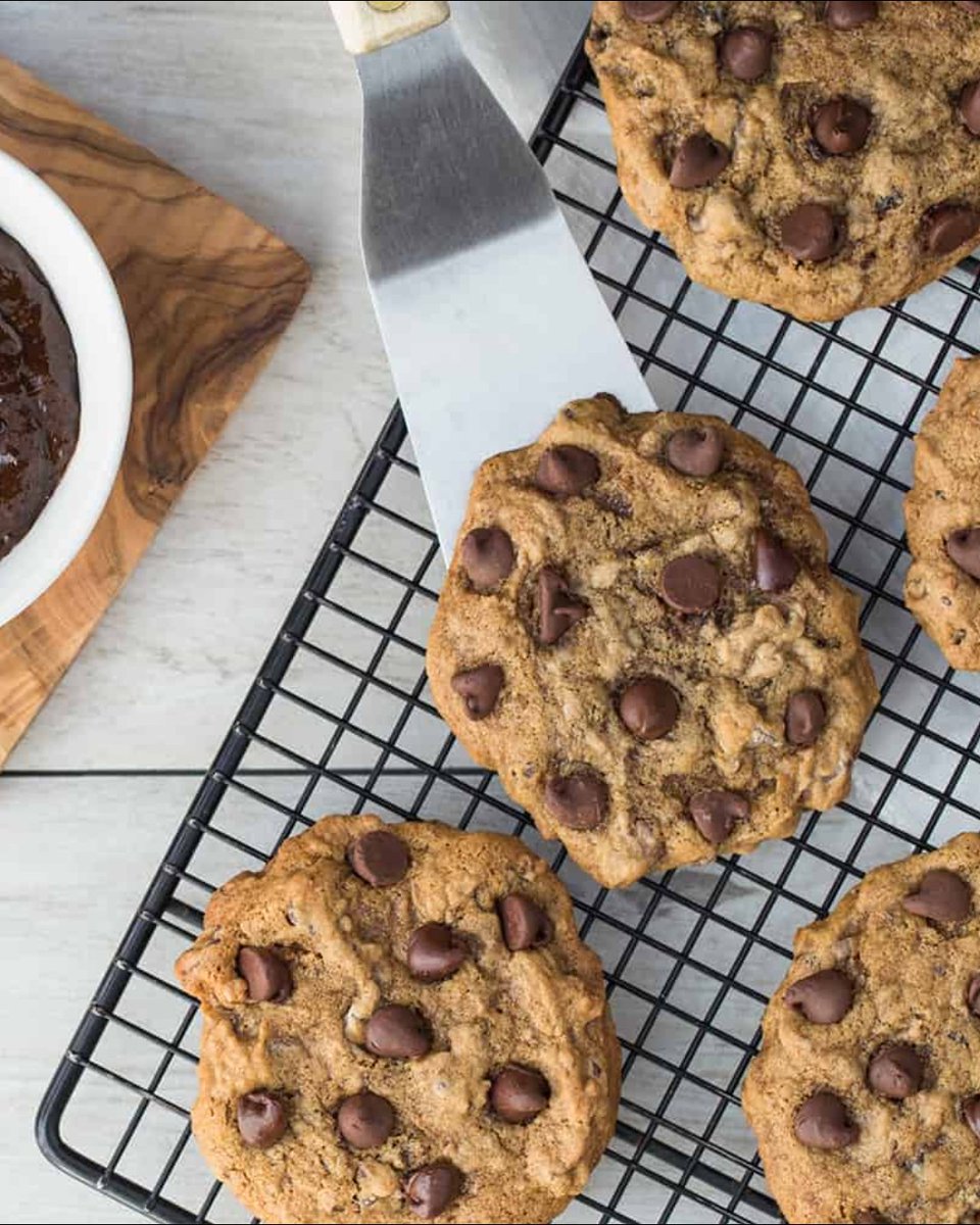 Meet your new favorite cookie: rich, chewy, and powered by California Prune Purée. These chocolate chip cookies bring the flavor and a little fiber boost—because you deserve a sweet treat that treats you back.

Get the recipe: californiaprunes.org/recipe/califor…