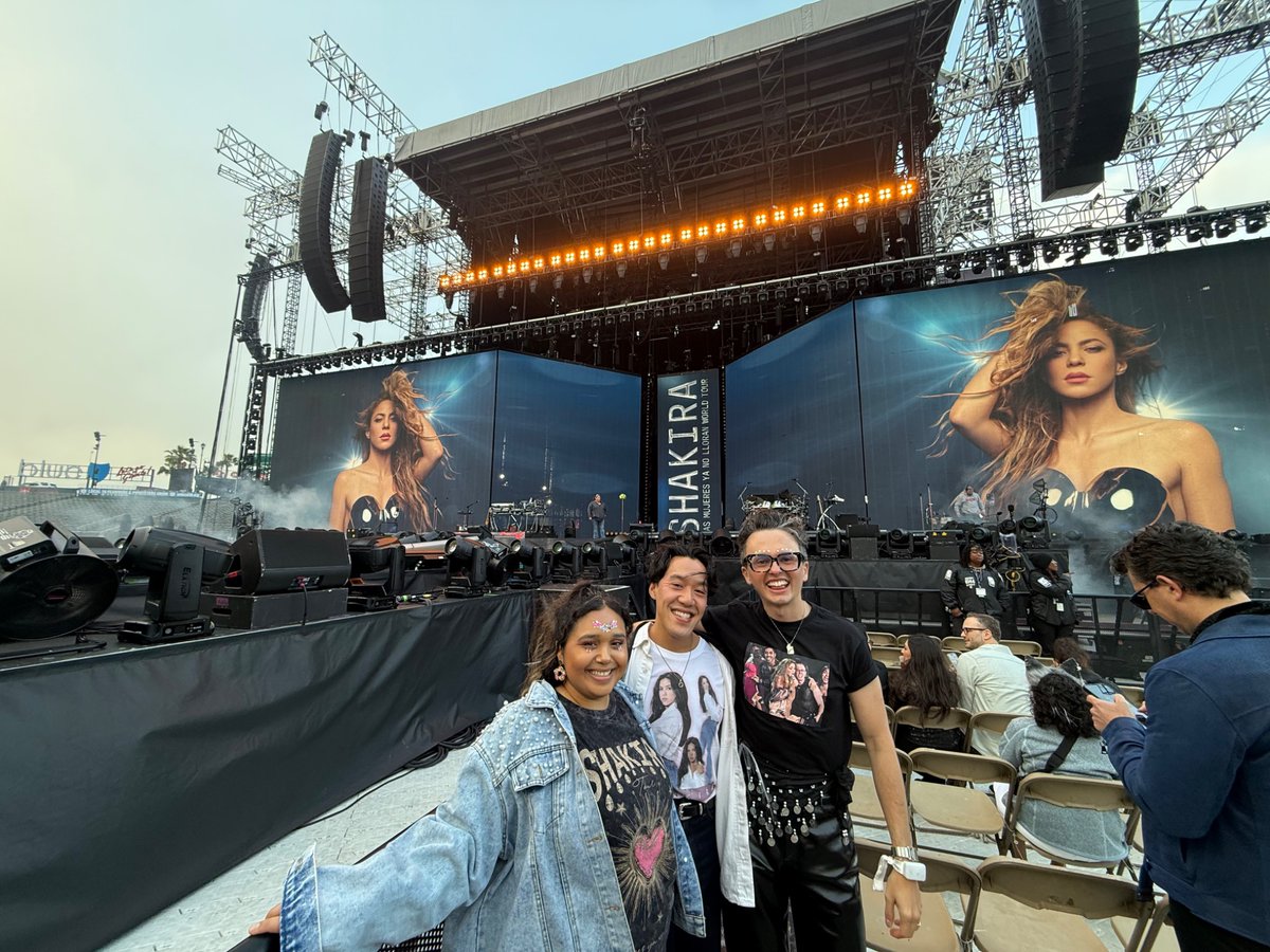 OUR HOMETOWN SHOW. This is a big one! <a href="/shakira/">Shakira</a> #LMYNLWorldTourSanFrancisco