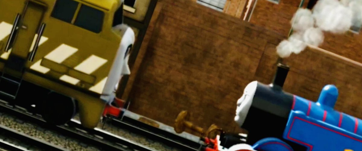 SketchyStudios0's tweet photo. how it started vs how it’s going #WarOnSodor https://t.co/WEmecR7cju