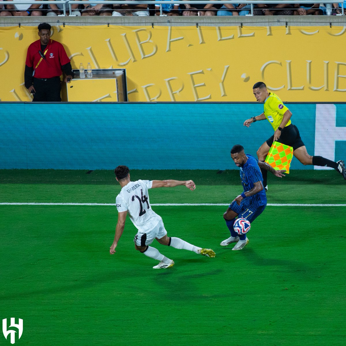 هُنـا #الهلال في كأس العالم.. فعل وجمـال 💙