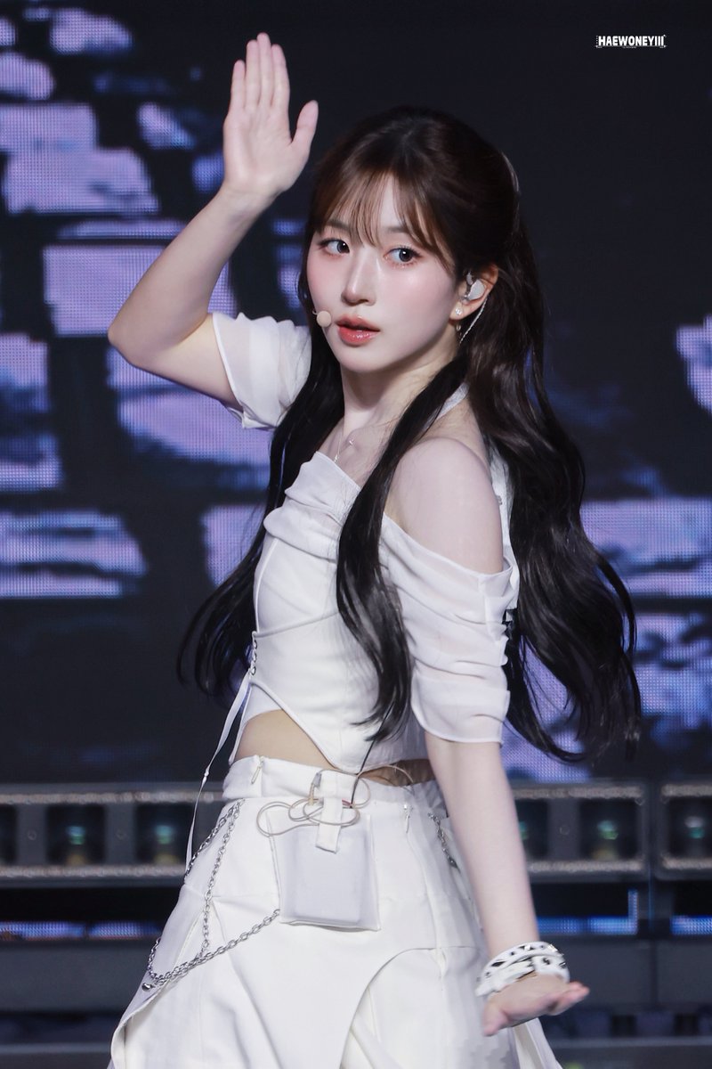 Haewoneyiii tweet media