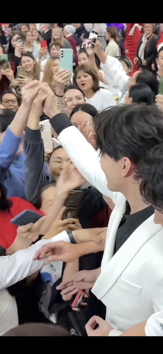 2018Dear's tweet image. Убавата личност е бесценета.
HYMNE A L’AMOUR
GREAT MUSIC SUCCESSOR 

#Dimash