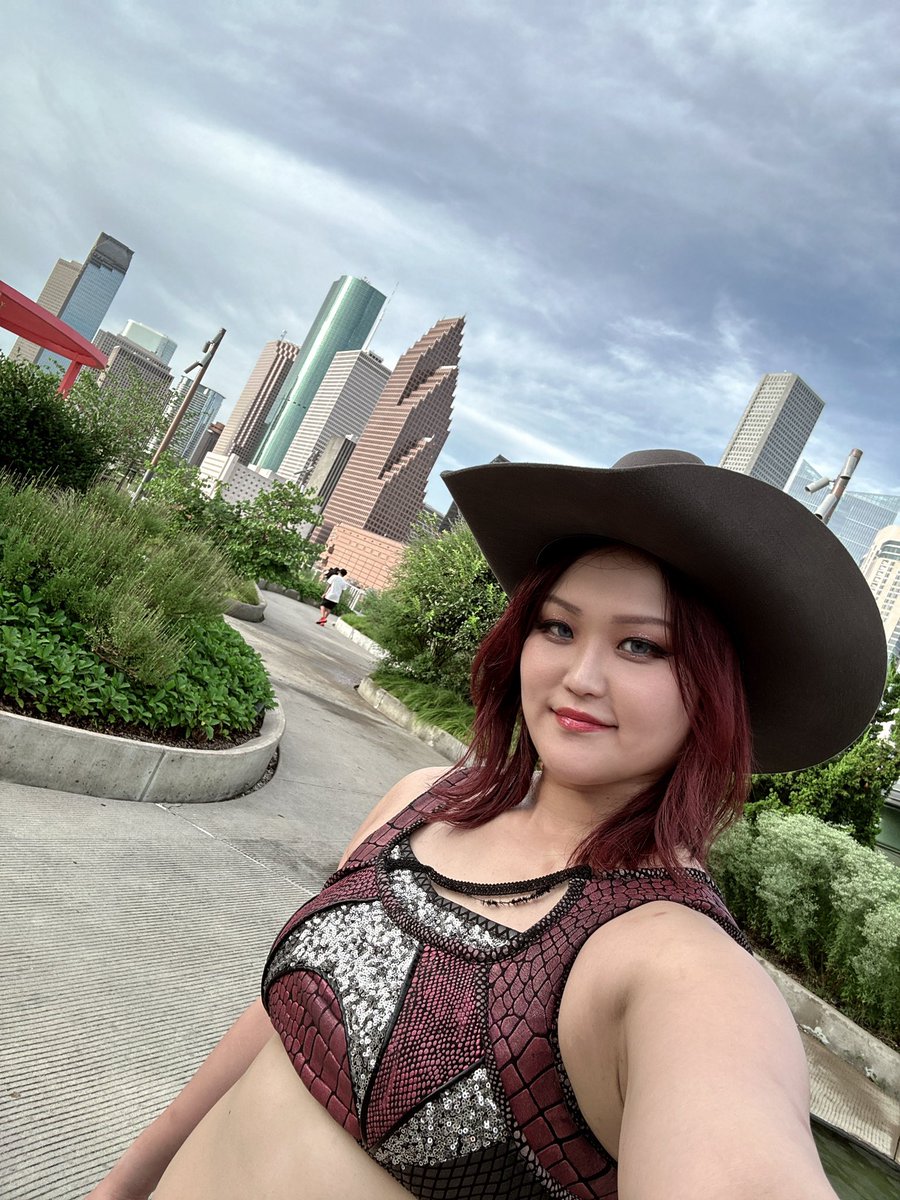 miyu_tjp's tweet photo. Snapped this in Texas 🤠🌇
Our Houston shows on July 10 & 11 are completely SOLD OUT — thank you so much!
But there’s still time — tickets are still available for our Dallas show on July 13!
If you’re nearby, don’t miss it
⬇️
https://t.co/aOvYYEjMTV
#tjpw #tjpwUSA #TexasTour https://t.co/eu3gvZvesc
