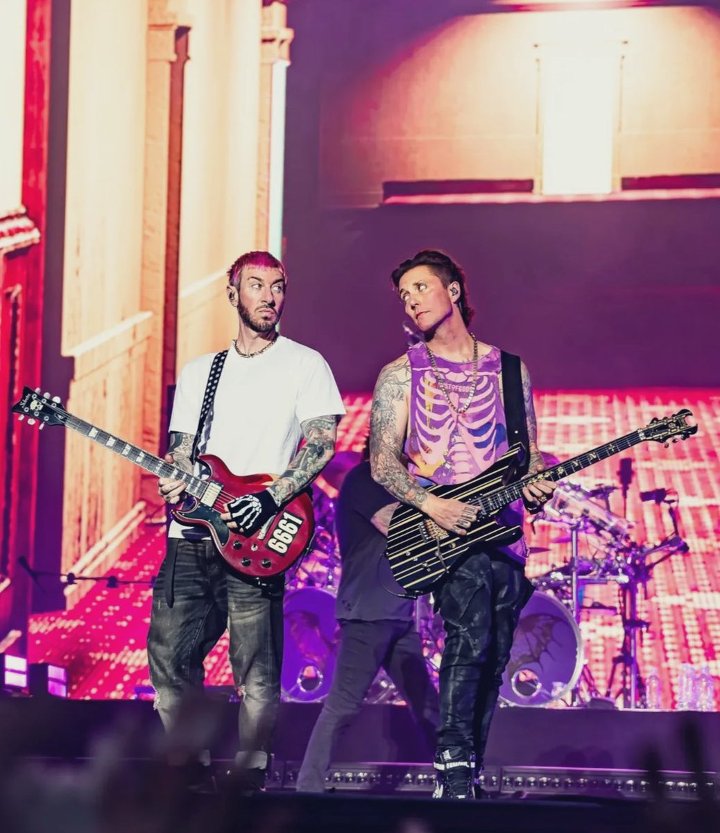 ✨Zacky &amp; Syn✨
🎸😟| 🧐🎸

Avenged Sevenfold Gallery at Dalhalla on June 29th 2025 in Rättvik, Sweden 🇸🇪
📸: georgiangelov.photo