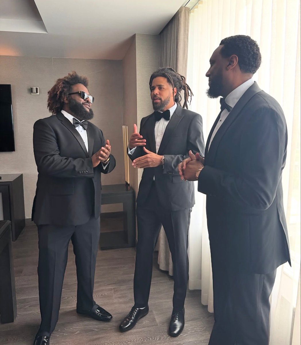 Cole world at Dzl wedding 🥂🎉