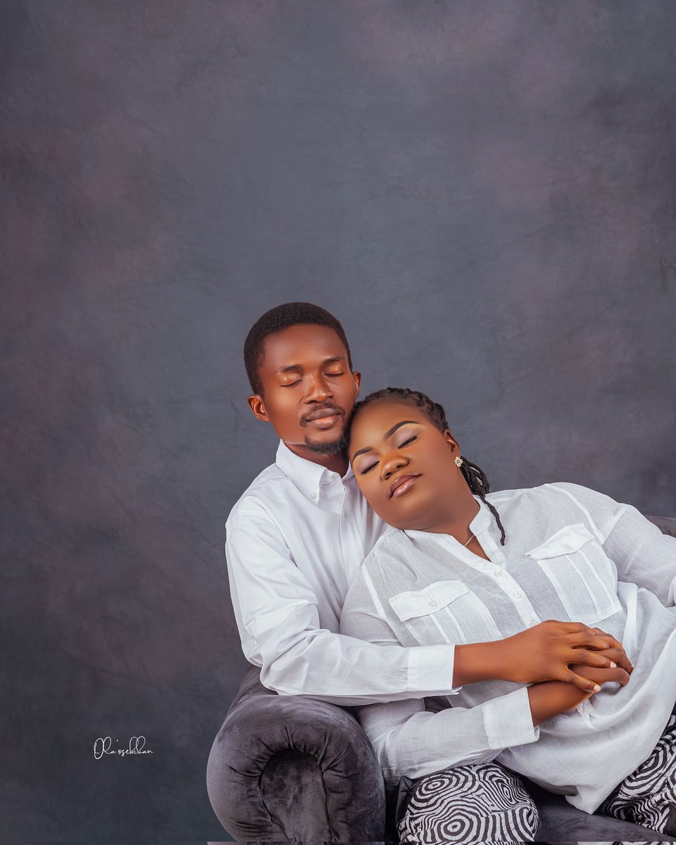 Toosyn01's tweet image. Shot their wedding 5 years ago, now fortunate to document their 5th year wedding anniversary.
#olaosebikan
#olaosebikan_pixels
#thewealthygrapher
#TheBestInTheMediaSpace
#TheValuedPhotographer