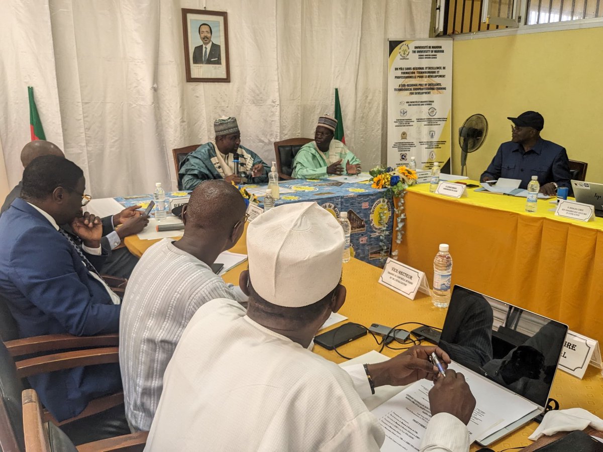 J’ai signé le lundi 30 juin 2025, au nom de #UMa, un MoU pour la période 2025-2027, avec la SEMRY appuyée par le Projet VIVA-Logone, d’un montant de 58.300.000
FCFA au profit des étudiants en cycle Master sous forme de stages rémunérés; bourses et soutien logistique et technique.