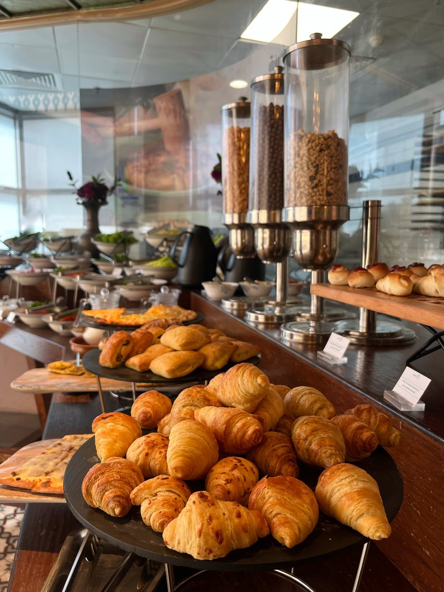 ll4va's tweet image. عشوائيات شهر يونيو 📍
الحمدلله