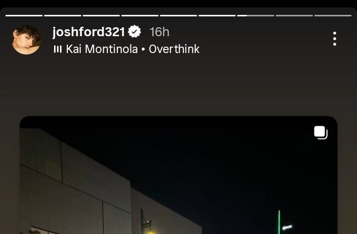 He's using Kai's song. Don't touch me. May nangyayari na in my delulu multiverse 🙈