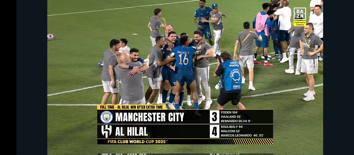 JoseConde84's tweet photo. @DAZNFutbol @DAZN_ES  Excelente  partido. Desde Colombia muchos éxitos @Alhilal_FC  felicidades. https://t.co/ZYDLnFnpJl