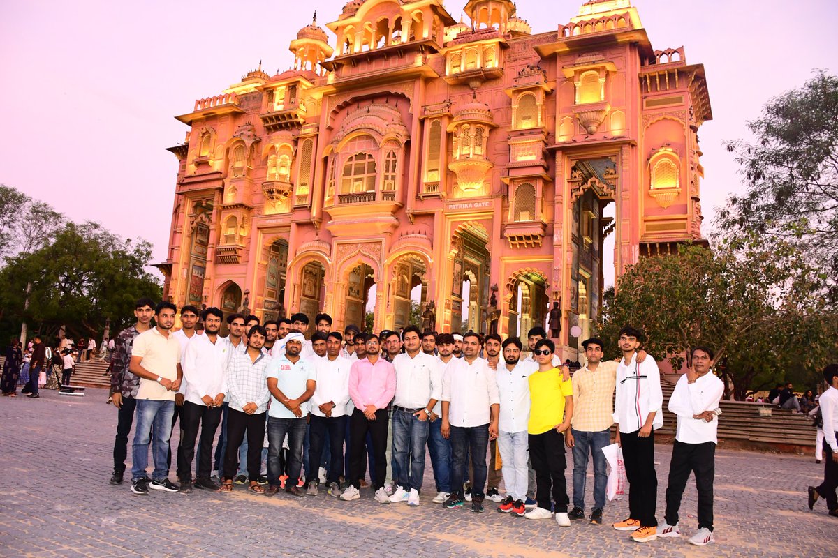 Javan Singh Meena (@javansinghmeena) on Twitter photo जोहार शुभप्रभात मित्रों
पत्रिका गेट जवाहर सर्किल पर धरती पुत्र क्रांतिकारी
<a href="/JavanSinghMeena/">Javan Singh Meena</a> जोहार शुभप्रभात मित्रों
पत्रिका गेट जवाहर सर्किल पर धरती पुत्र क्रांतिकारी
<a href="/JavanSinghMeena/">Javan Singh Meena</a>