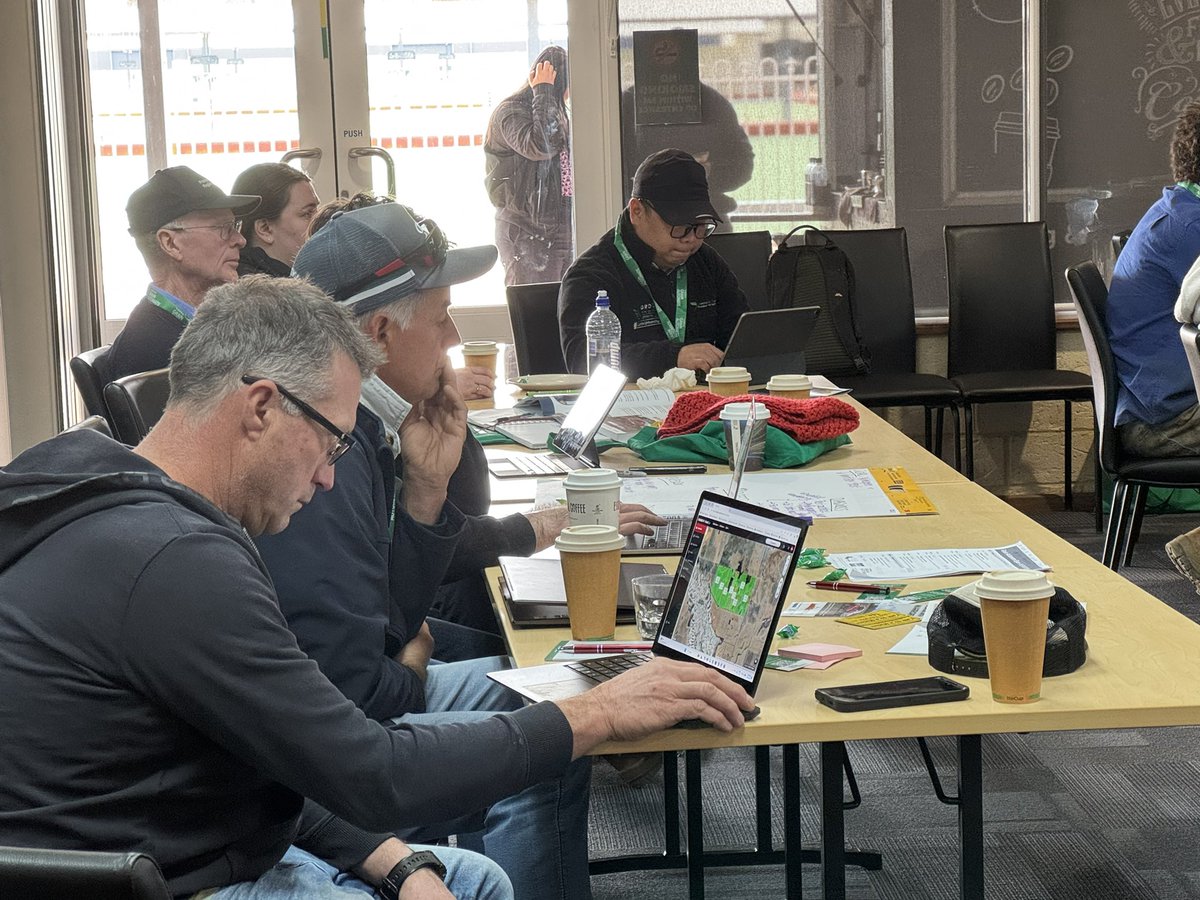 FloydS⚓🌾🤠🏉 tweet media