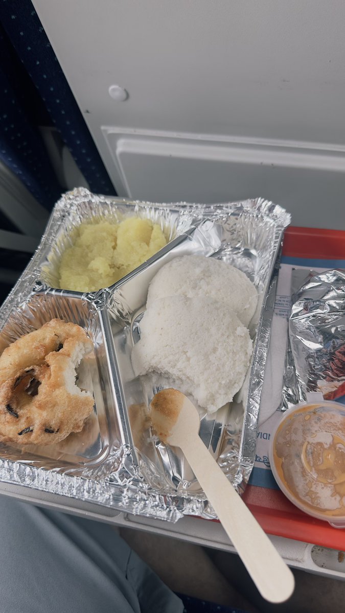 karanmpai's tweet photo. What do you get on the India’s top premium Train? Stale and tasteless food.. PNR: 4321435897

I request @AshwiniVaishnaw ji to travel discreet once n find out the truth of indianrail

@RailMinIndia @AshwiniVaishnaw @IRCTCofficial @RailwaySeva @RailMadadIndia @GMSRailway @drmdli https://t.co/qrOBPUt7Gr