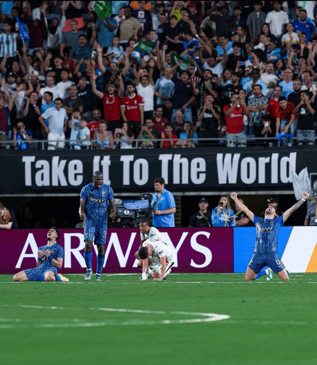 EPL World tweet media