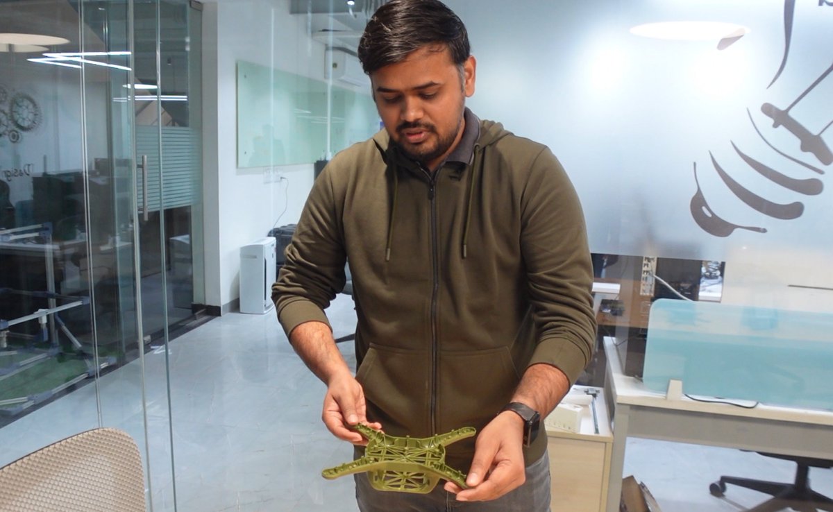 cooking the 2nd episode of the drone series :)
Guess guess