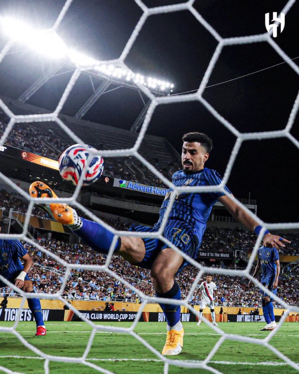 احب هالاعب <a href="/LAJAMI_78/">علي لاجامي</a> 
احبك ياخي