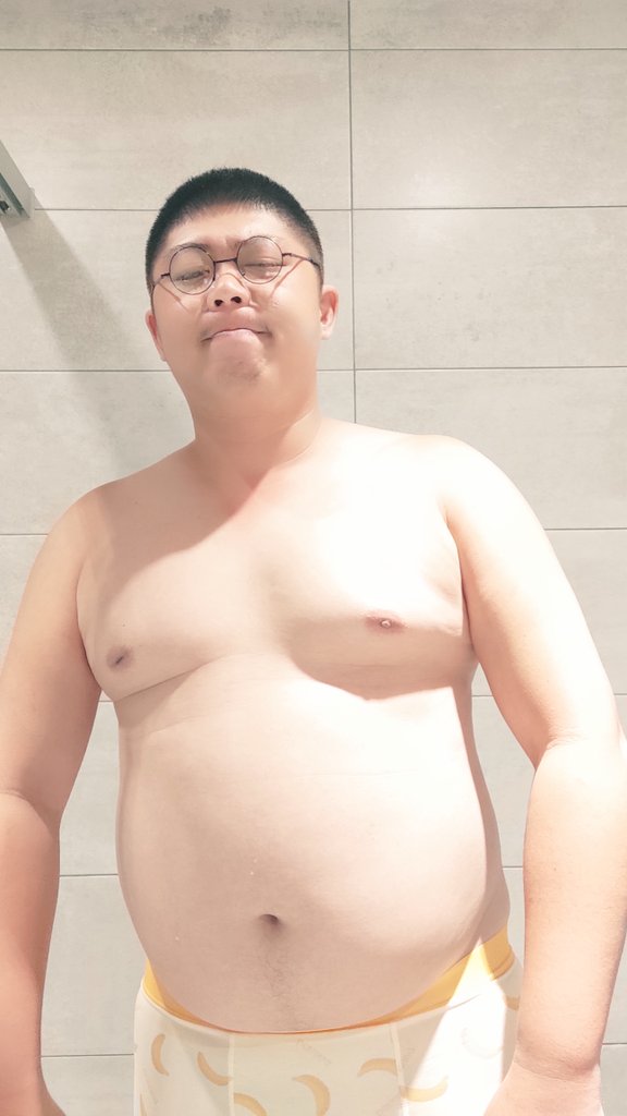 kanreiko_LB's tweet photo. 忘了放我的香蕉小褲褲🤭 https://t.co/wRnT07IJQb