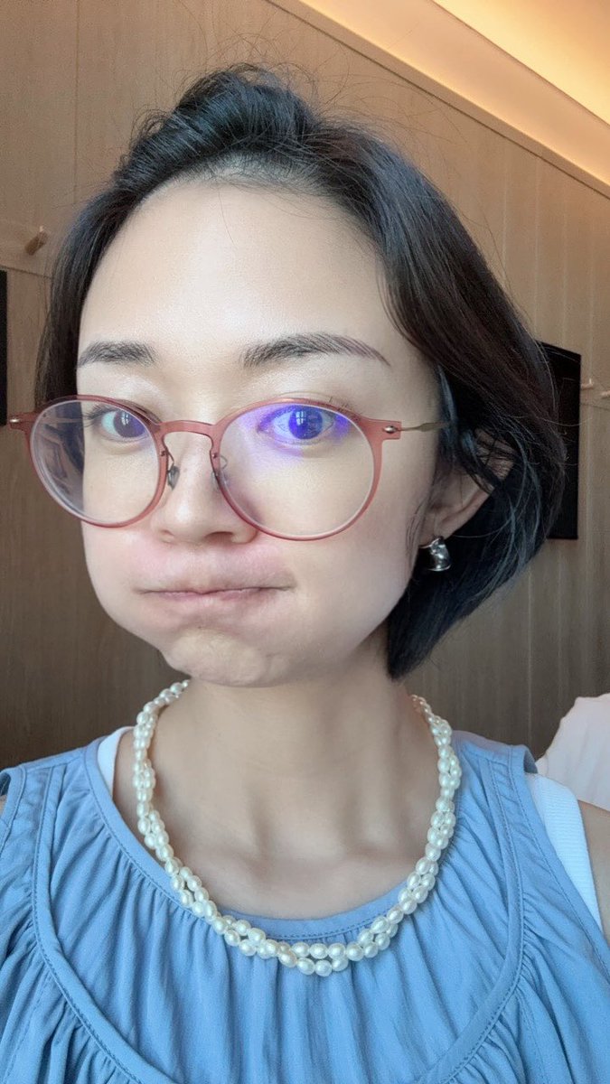 在上海纹眉了！
碰到个技术贼好还便宜的纹眉老师，超推荐！