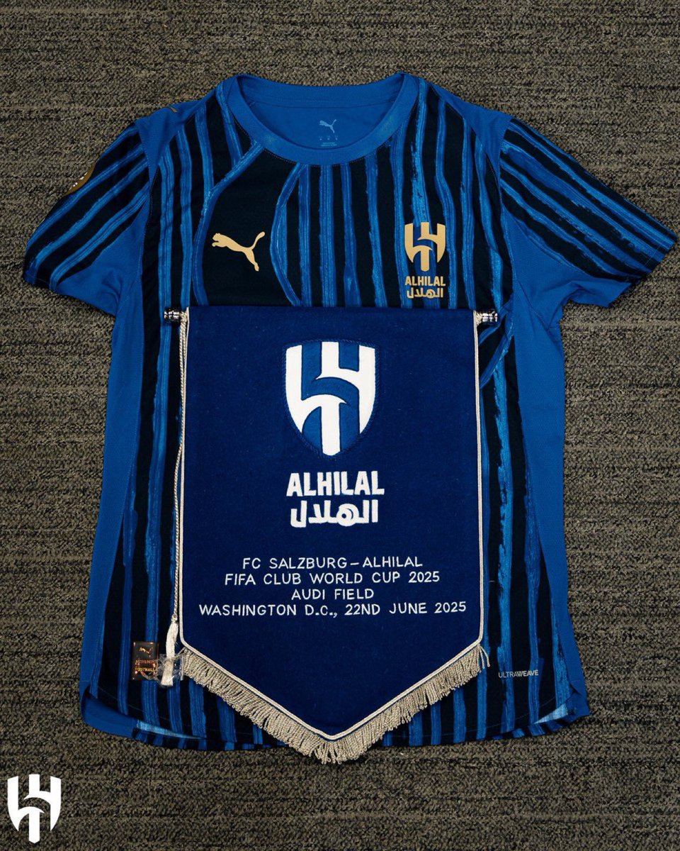 الف مبروك يازعماء 💙🏆
بهذه المناسبة سحب على تيشيرت الزعيم 💙

الشروط:
رتويت للتغريدة
متابعة للحساب

koartk.com