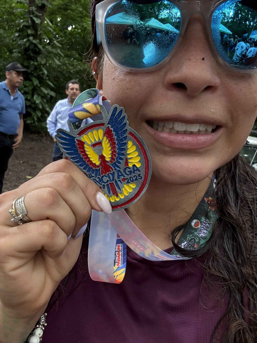 Sin filtros ni luces especiales, sin maquillaje y sin pose sexy… simplemente feliz porque corrí 14km #yopuedo #yoelegicorrer