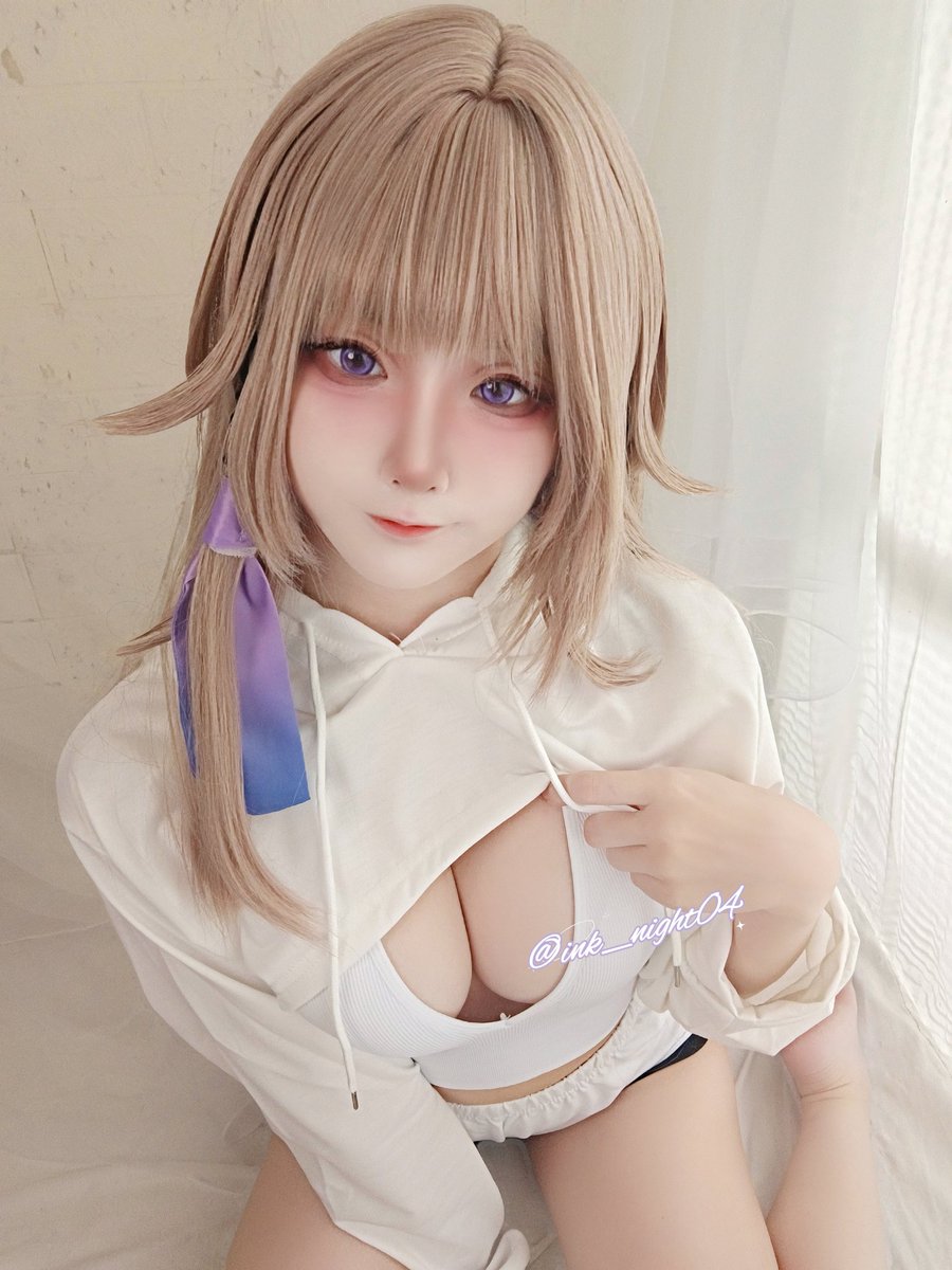 運動裝~~~🤤🤤

#大黑塔
#cosplay 
#崩壊スターレイル
