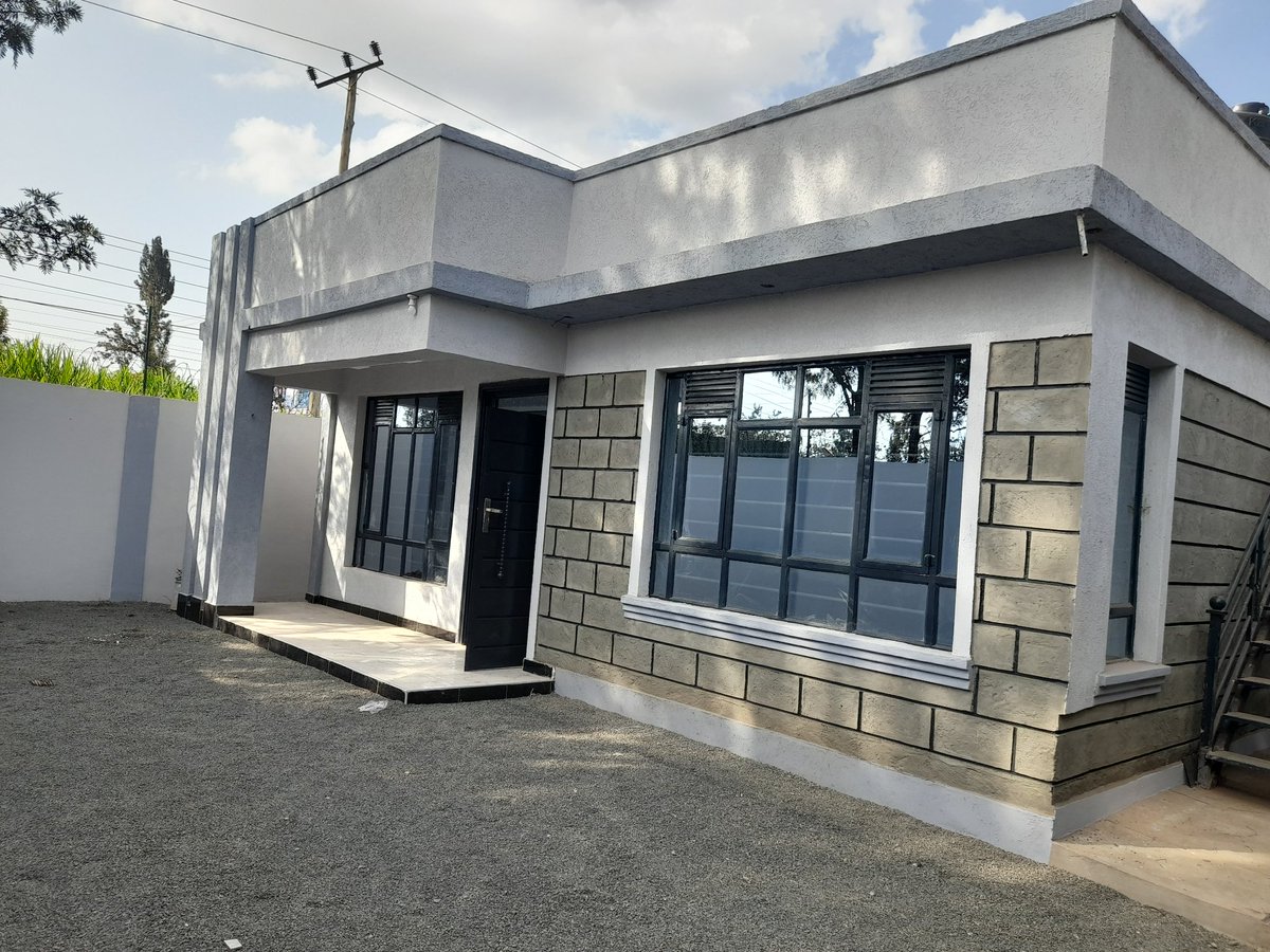 KamauHouses's tweet photo. Good morning, fam

Are you looking for a home?
Kuja site 🔥

1. 3 bedrooms all en-suite with sq.📍 Ruiru Matangi. 11M
2. 5 bedrooms all en-suite + 2sqs.📍Kamiti Corner. 30M
3. 5 bedrooms all en-suite + SQ. 21M
4. 5 bedrooms all en-suite + clubhouse 22M

Call/WhatsApp 0724 838 773 https://t.co/qX4EAItsnY
