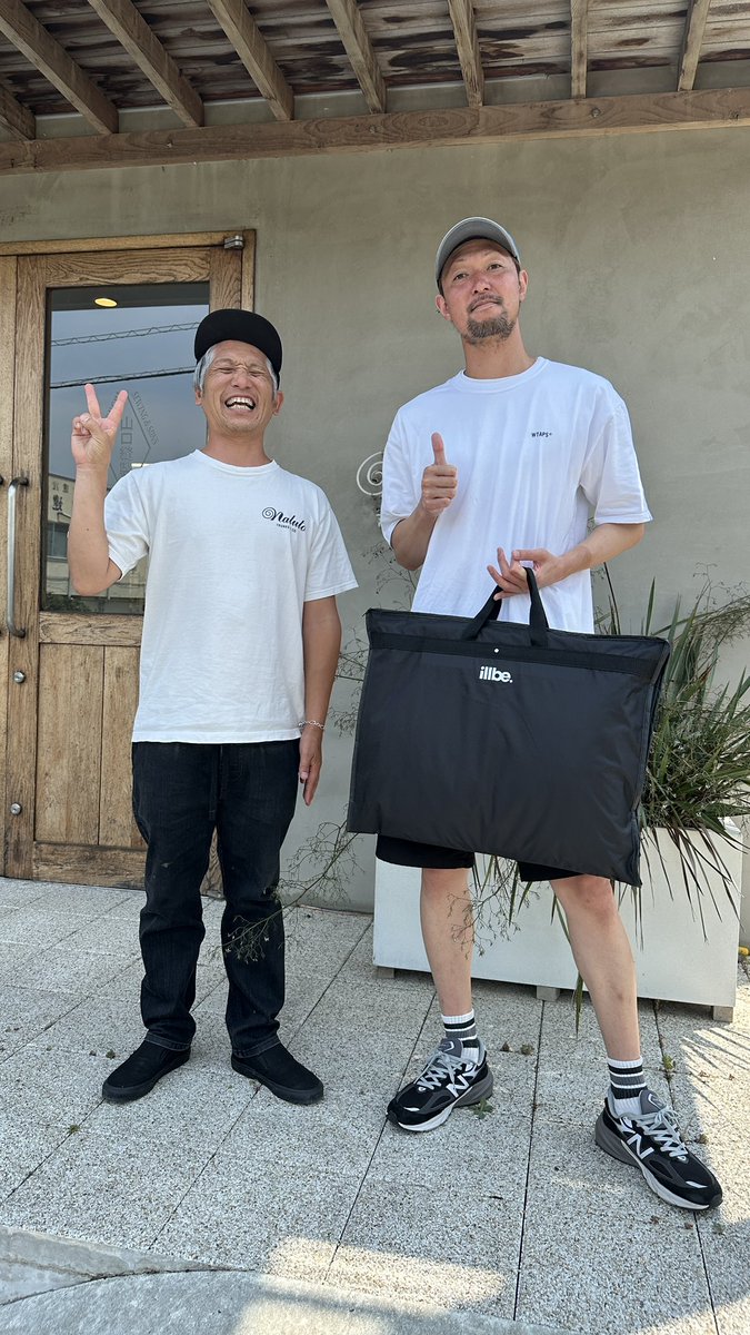 NALUTOTRUNKS's tweet photo. 徳島ヴォルティス長谷川選手ご来店！
先週の試合はほんと惜しかった！！
ここから三連勝お願いします！ https://t.co/VLFORFufhN