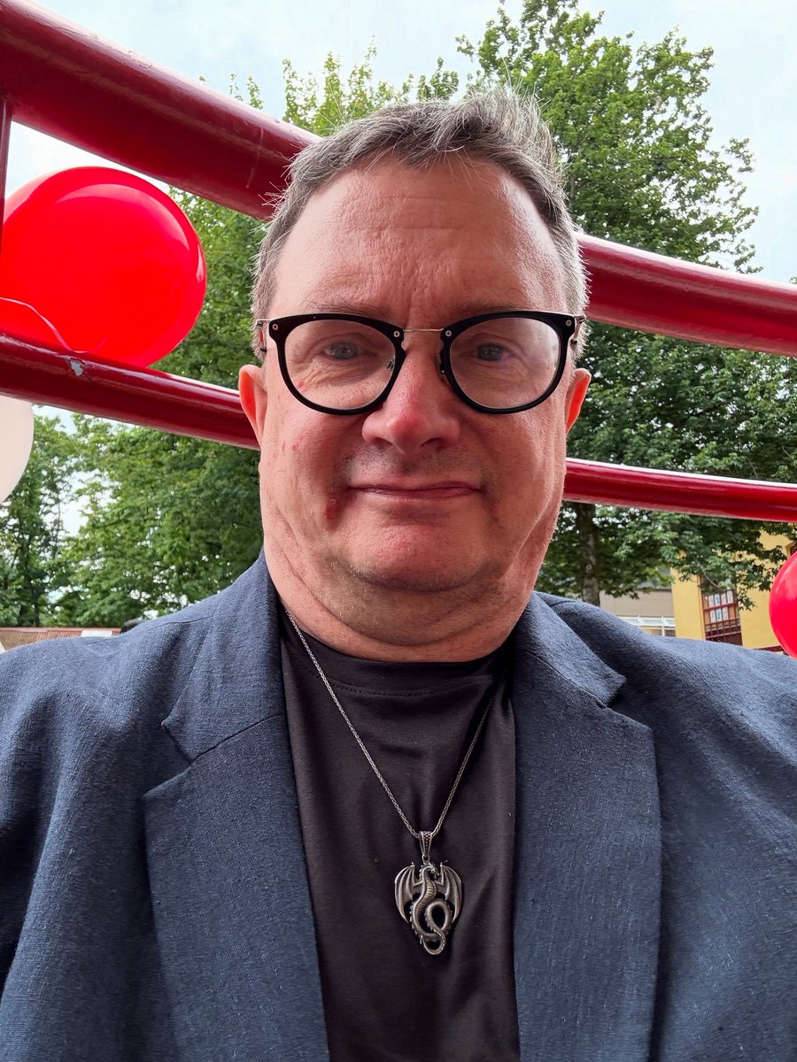 paulsanderson's tweet image. Just me. 🥹