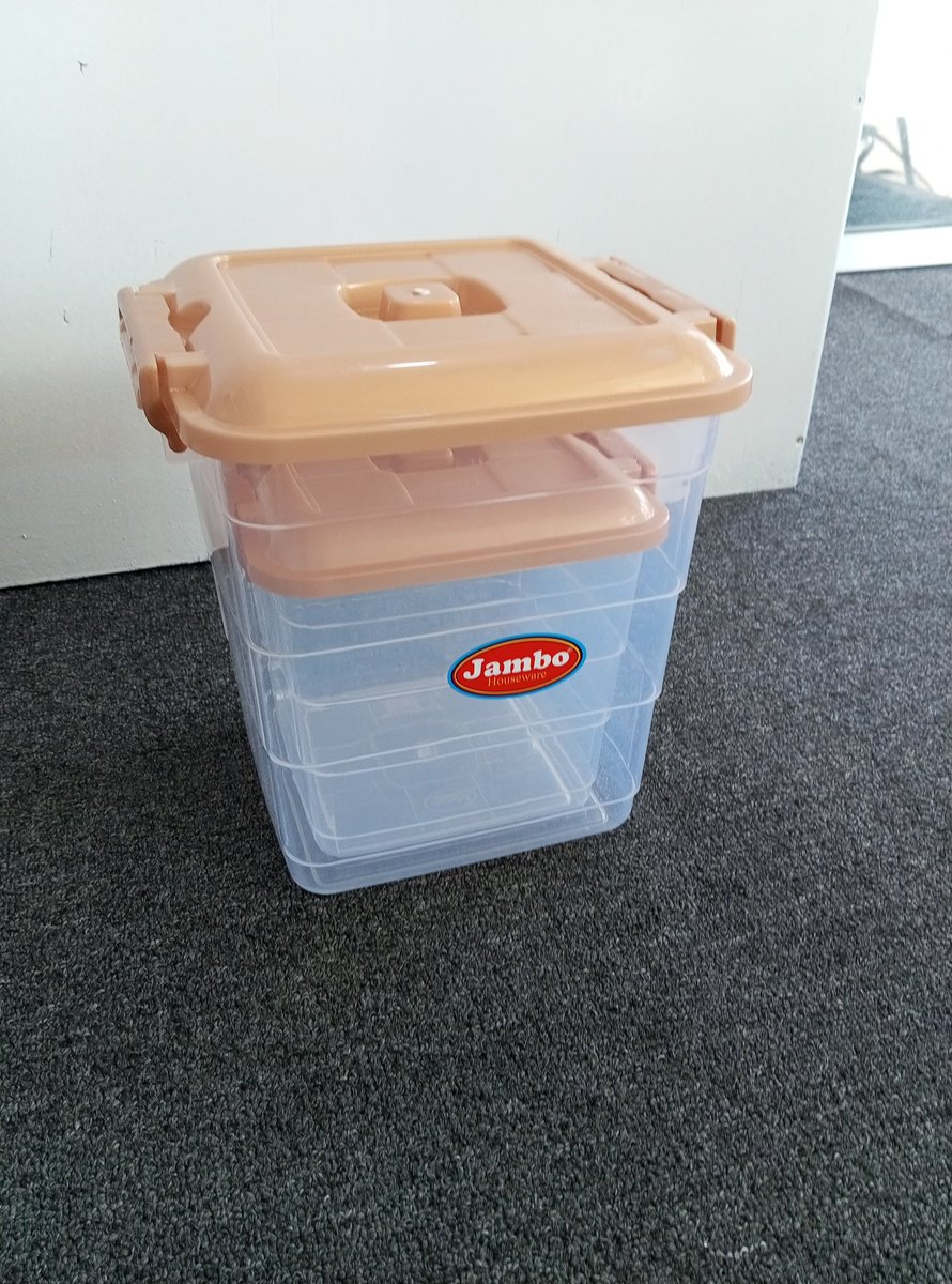 Hello

CONTENA ZA  KUHIFADHIA CHAKULA

KUBWA LITA 10

TSH 12,000
VYOTE VIWILI

0755 693 113

📍 EXTERNAL MATAA KARIBU NA MARIOTI HOTEL