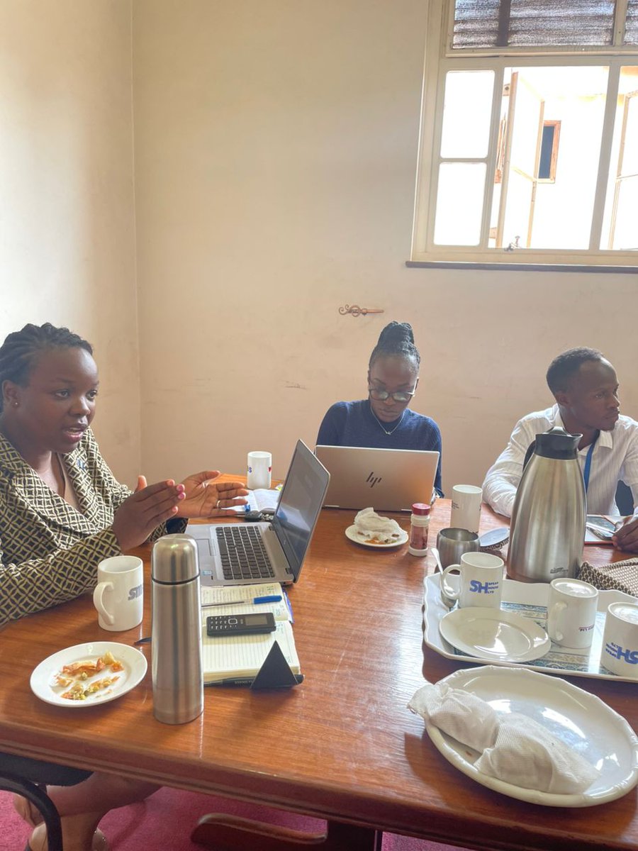 RodrickMuhumure's tweet photo. Yesterday, we held the 1st Buganda Youth Environment Forum  meeting at Bulange Mengo, chaired by the Patron Rtn. @TeddyNabakoozaG. 
This was  officially launched by @cpmayiga in Wakiso on 11th June.

We commit to driving climate action across Buganda. 🌍🌿

Awangale Sabasajja! https://t.co/xuCkKB6yib
