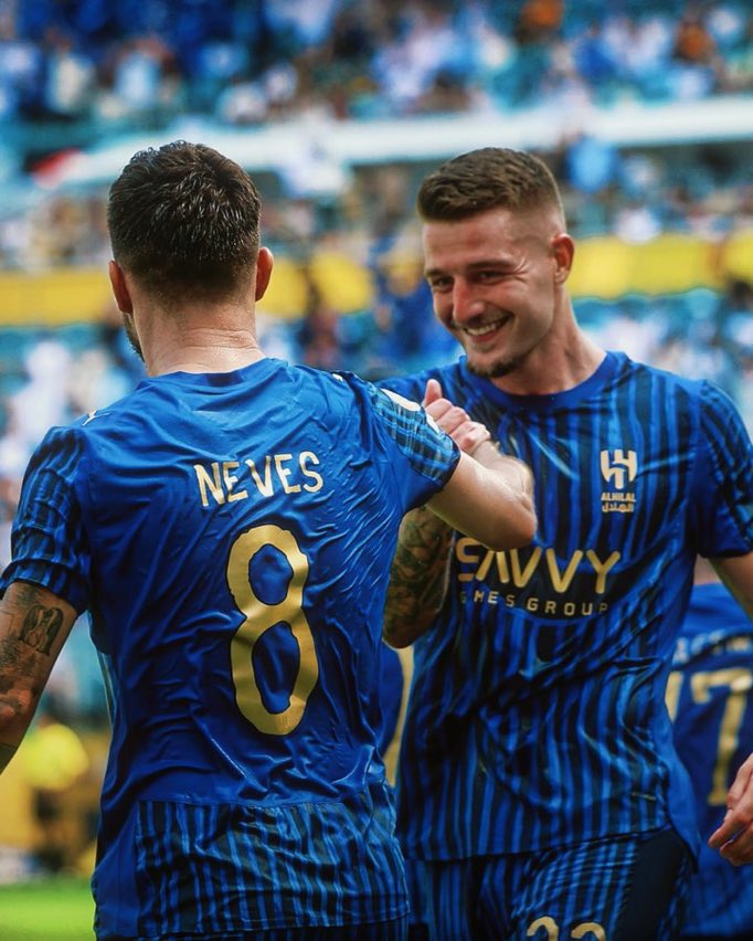 SloohD3's tweet photo. #الهلال_مان_سيتي 

كنت اظن انني اعشق كرة القدم ، لكن اكتشفت اني اعشق الهلال .
فل مرجلة فل قرينتا ، شكراااا هلال ⚔️💙💙💙💙💙💙💙💙💙💙 https://t.co/oAdCu2XAZs