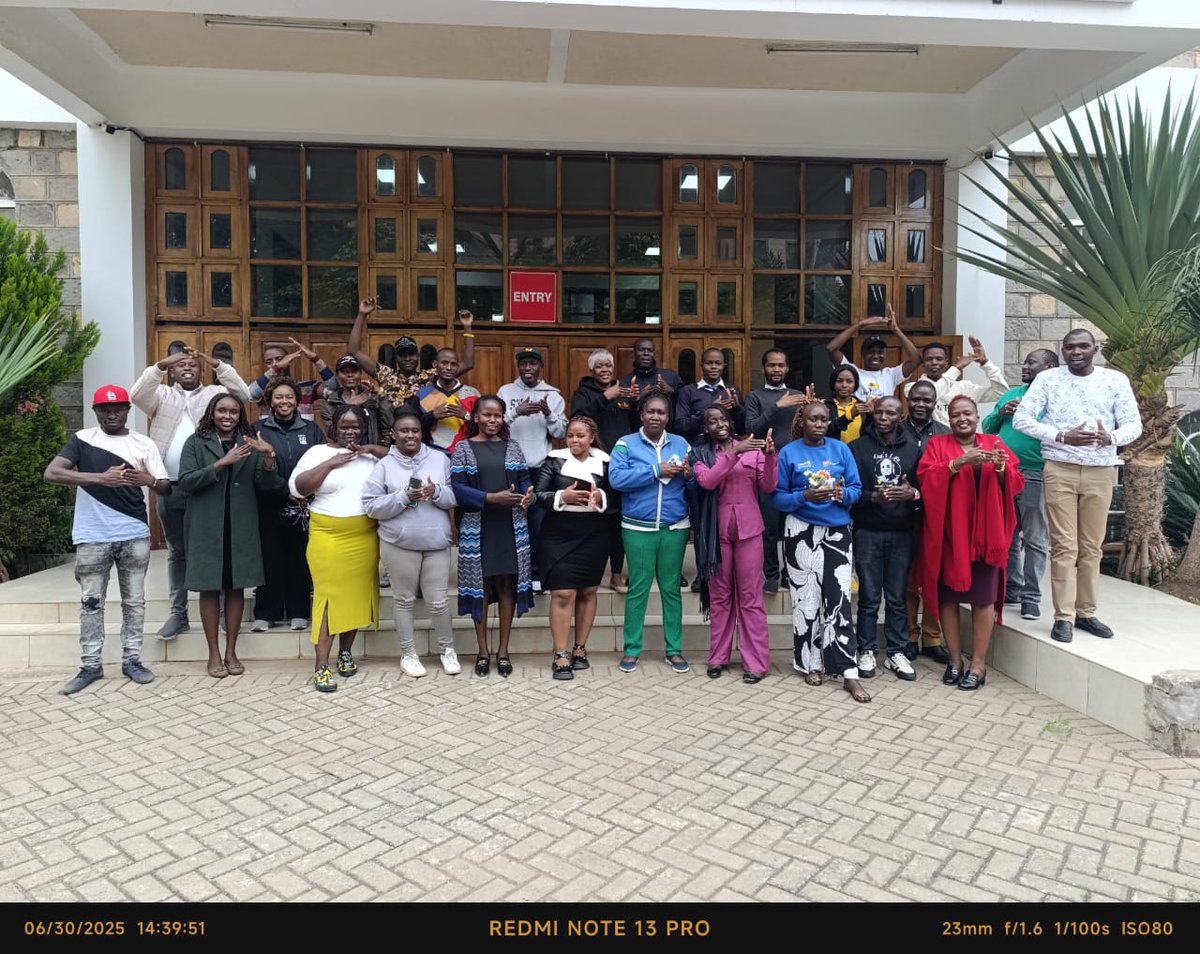TBChampions_ke's tweet photo. Kicking off the week strong! 💪 Our Nairobi #TBChampions had a productive cross-learning meeting at AIC Nairobi today. They were engaged in discussing stigma reduction strategies, sharing experiences, &amp; collaborating on effective county-level approaches to #EndTB stigma. https://t.co/uBcxOgUSpw