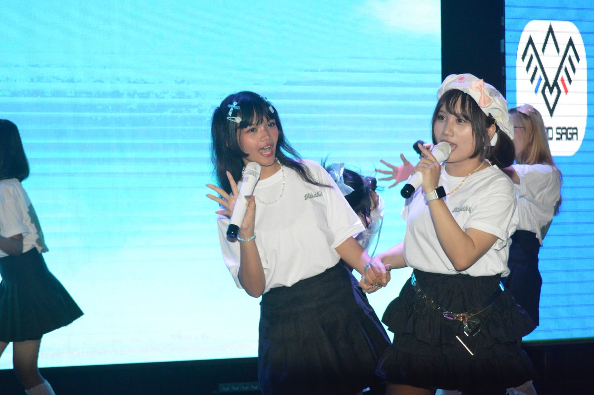 firdz0209's tweet photo. otsukare untuk @karafuru_wme dalam acara Bandung Lautan Creator, MV mereka sangat memukau jadi nda sabar rewatch berkali-kali di yt https://t.co/adSBVJvJH7