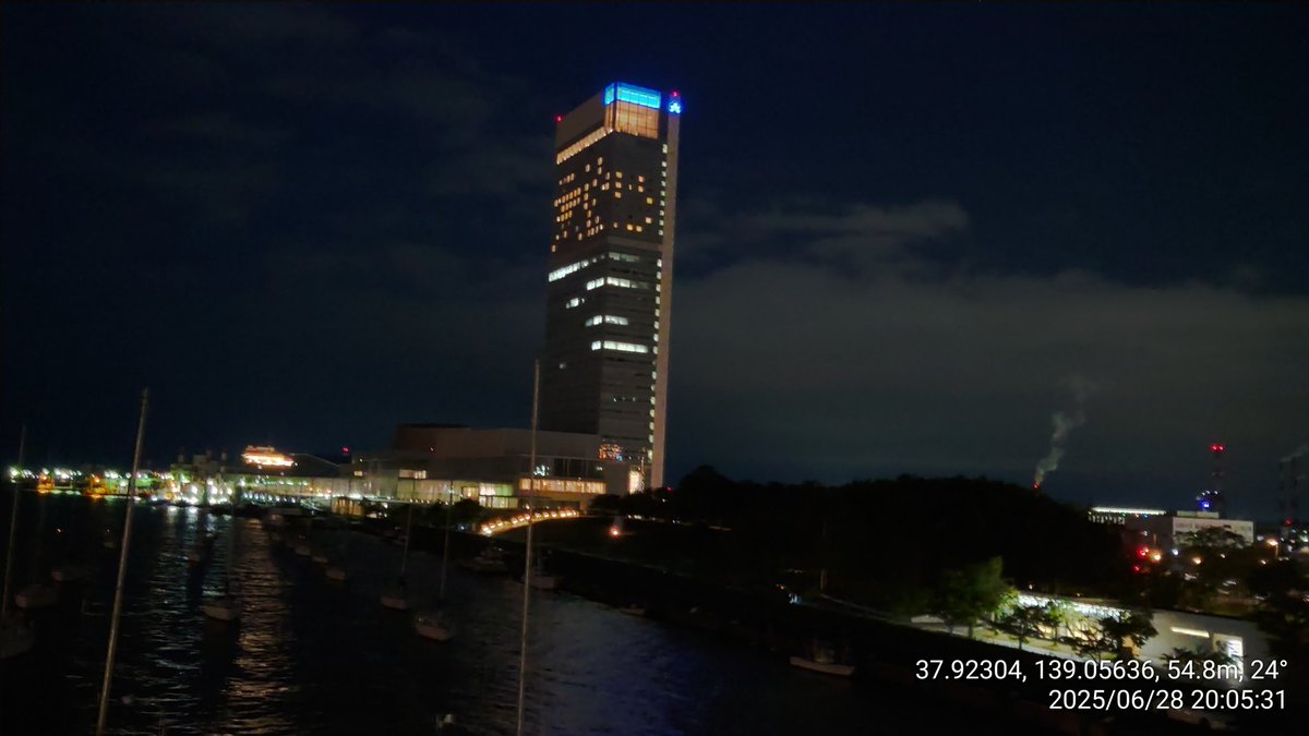 vutterf1yEffect's tweet photo. 2025.06.28 Sat.
貴支ｻﾝはまた出直すです。
うーん、残念。
ホテルに戻るです。
夕ご飯は直江津庵で買ったおにぎりw
美味しかったです。

明日も早いのでもう寝るです。 https://t.co/mCM9aCoFWl