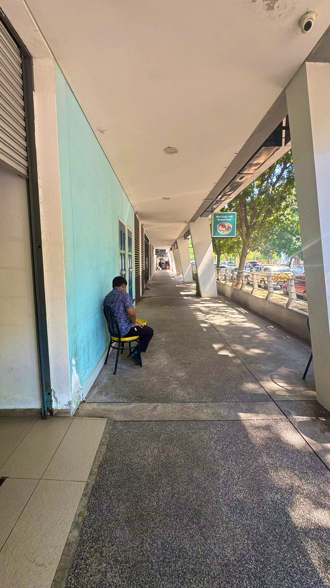 Jalan perjuangan itu sunyi dan panjang. 

Mahkamah Persekutuan hari ini mengisytiharkan Seksyen 9(5) Akta Perhimpunan Aman 2012 sebagai tidak berperlembagaan, sekali gus membatalkan kewajipan penganjur beri notis lima hari kepada polis.

Tahniah <a href="/amirxabdhadi/">Amirx Abd Hadi</a> . Jalan terus!