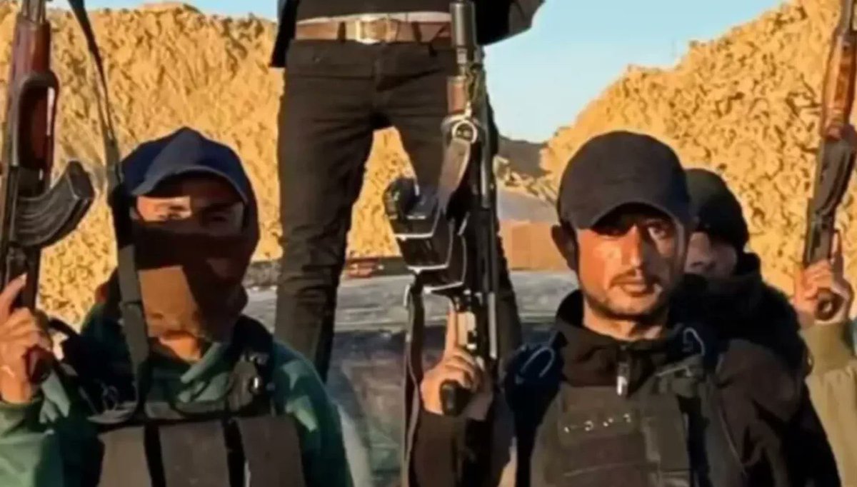 مع تصاعد نشاط العصابات المسلحة المدعومة من الاحتلال في #غزة ، وعلى رأسها فصيل أبو شباب…

تُعلن #السعودية عن تقديم 30 مليون دولار لحكومة محمود عباس، التي تنسّق أمنيًا مع الكيان المحتل وتعتقل المقاومين وتطالب المقاومة بإلقاء سلاحها.

هذه الأموال تُضخ عمليًا في أجهزة ترعى وتغطي