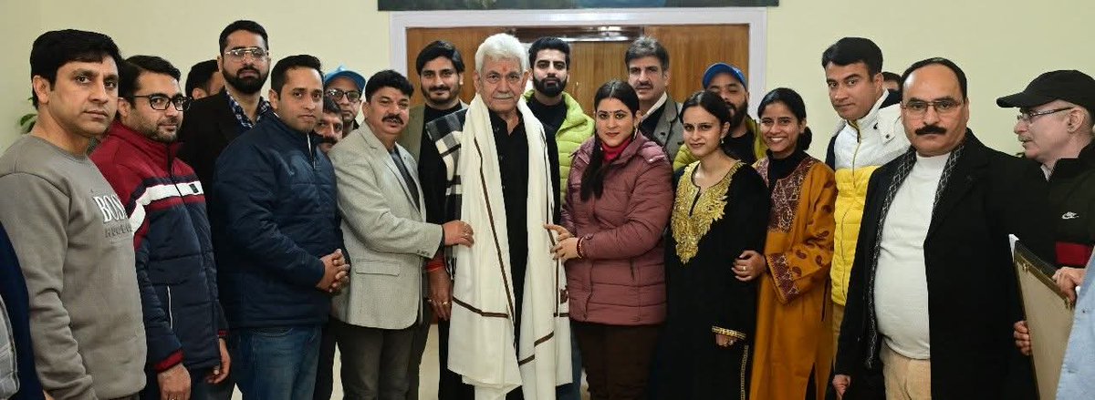 All Minority Employees Association Kashmir (@all_minorities) on Twitter photo Warm birthday greetings to Hon’ble l Lieutenant Governor <a href="/manojsinha_/">Manoj Sinha</a> Sir.
Your visionary leadership and compassionate governance continue to inspire.
May you be blessed with good health, strength & wisdom always.
<a href="/OfficeOfLGJandK/">Office of LG J&K</a> Warm birthday greetings to Hon’ble l Lieutenant Governor <a href="/manojsinha_/">Manoj Sinha</a> Sir.
Your visionary leadership and compassionate governance continue to inspire.
May you be blessed with good health, strength & wisdom always.
<a href="/OfficeOfLGJandK/">Office of LG J&K</a>