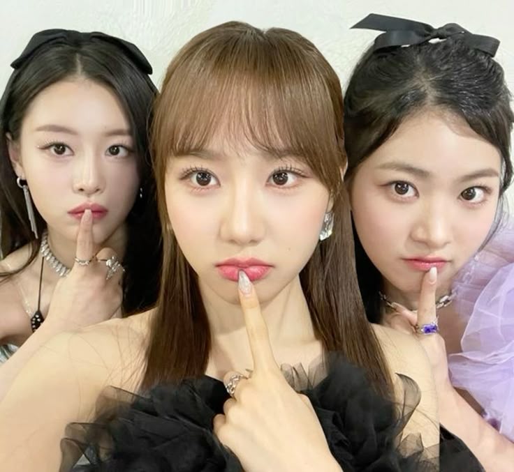 Bloomingie_0's tweet photo. (⁠ ⁠◜⁠‿⁠◝⁠ ⁠)⁠♡

#ablume 
#Aran #Sio #Saena https://t.co/8jeK50TH6G