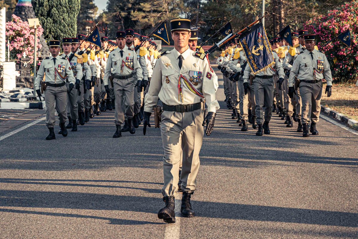 CDC_21eRIMa's tweet image. #PASSCOM de la 3e compagnie. 
Merci au capitaine Joëvin pour son leadership et son dévouement.
Bonne prise de commandement au capitaine Pierre-Alexandre, pour porter haut les couleurs des Panthères.