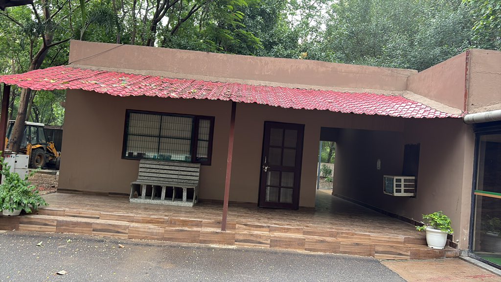 Monsoon has already knocked the door but unfortunately our <a href="/OfficialGMDA/">GMDA</a> is still sleeping, no plans for #plantation, no estimates were prepared to procure the plants, rather claiming that they ll get the plantation done through NGOs, 
no plan or initiation to develop the