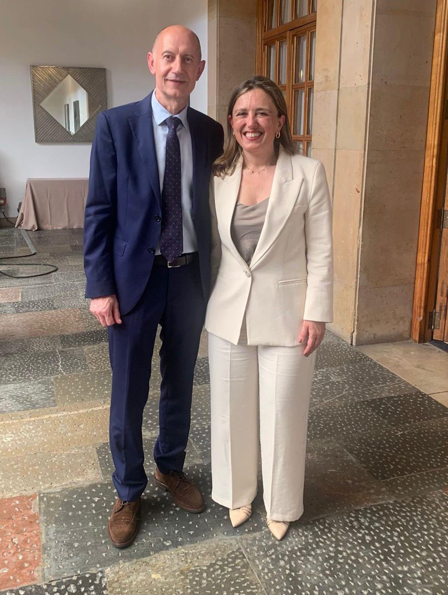 El 27 de Junio los representantes de FENITEL Asturias , Jaime Soto , Luis del Valle y Luis Vigil , asistieron a la Asamblea de <a href="/FADEAsturias/">FADE - Empresas de Asturias</a> en el hotel de la Reconquista. En las fotos, junto a la presidenta de la Federación.