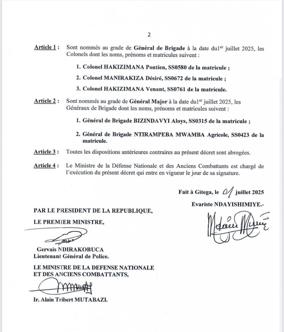 🪖 Le Président Ndayishimiye promeut le Général Ntirampeba : parcours d’un serviteur de l’État

Le Chef de l’État, Son Excellence le Président Évariste Ndayishimiye, a promu au rang de Général-Major l’actuel ambassadeur du Burundi en RDC, le Général de Brigade Ntirampeba. Cette