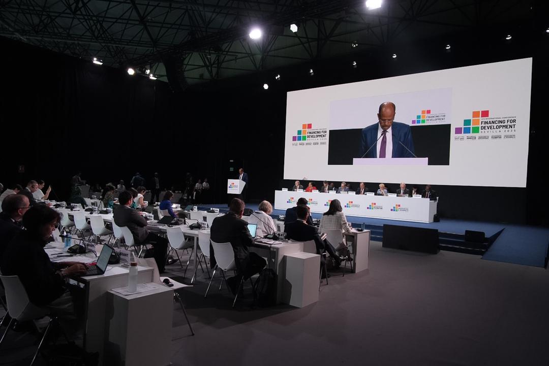 African Union (@_africanunion) on Twitter photo Delivering a keynote speech at the #FID4 event in Seville on “Leveraging Private Business & Finance,” AU Commission Chairperson H.E. <a href="/ymahmoudali/">Mahmoud Ali youssouf</a> called for urgent reforms to the global financial system to unlock Africa’s full potential. He emphasised that private business & Delivering a keynote speech at the #FID4 event in Seville on “Leveraging Private Business & Finance,” AU Commission Chairperson H.E. <a href="/ymahmoudali/">Mahmoud Ali youssouf</a> called for urgent reforms to the global financial system to unlock Africa’s full potential. He emphasised that private business &
